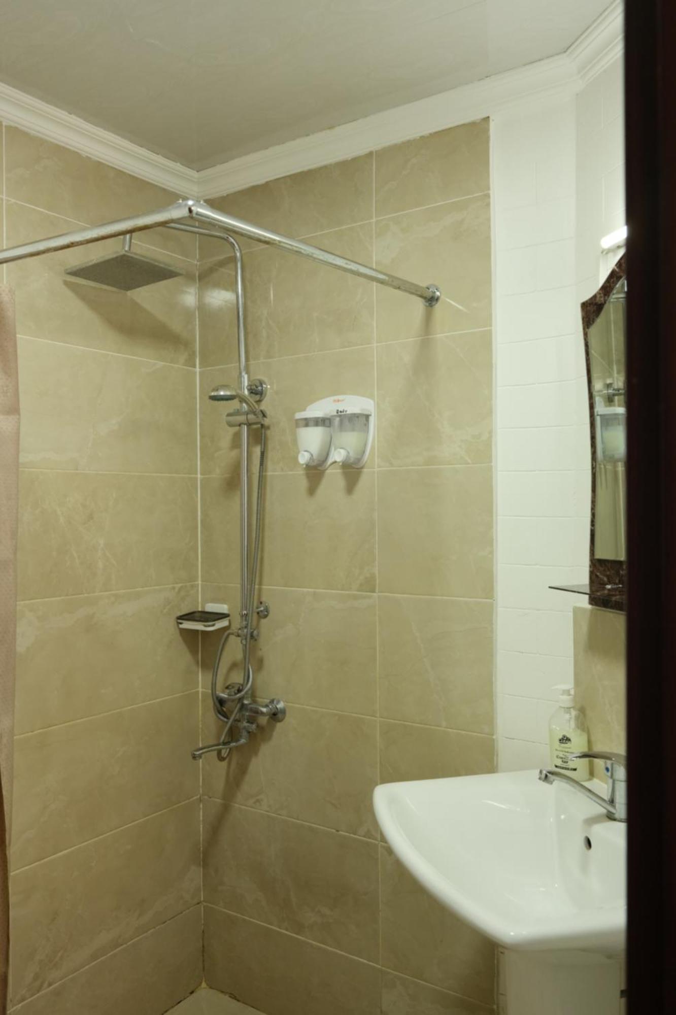 קוטאיסי Hotel 1870 מראה חיצוני תמונה